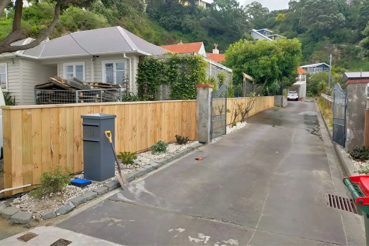 At Fencing Kapiti, we do our best to present the about us story with a skilled team known for quality workmanship and trusted results